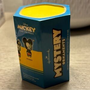 Hallmark Disney Mickey & Friends Collectible Ornament